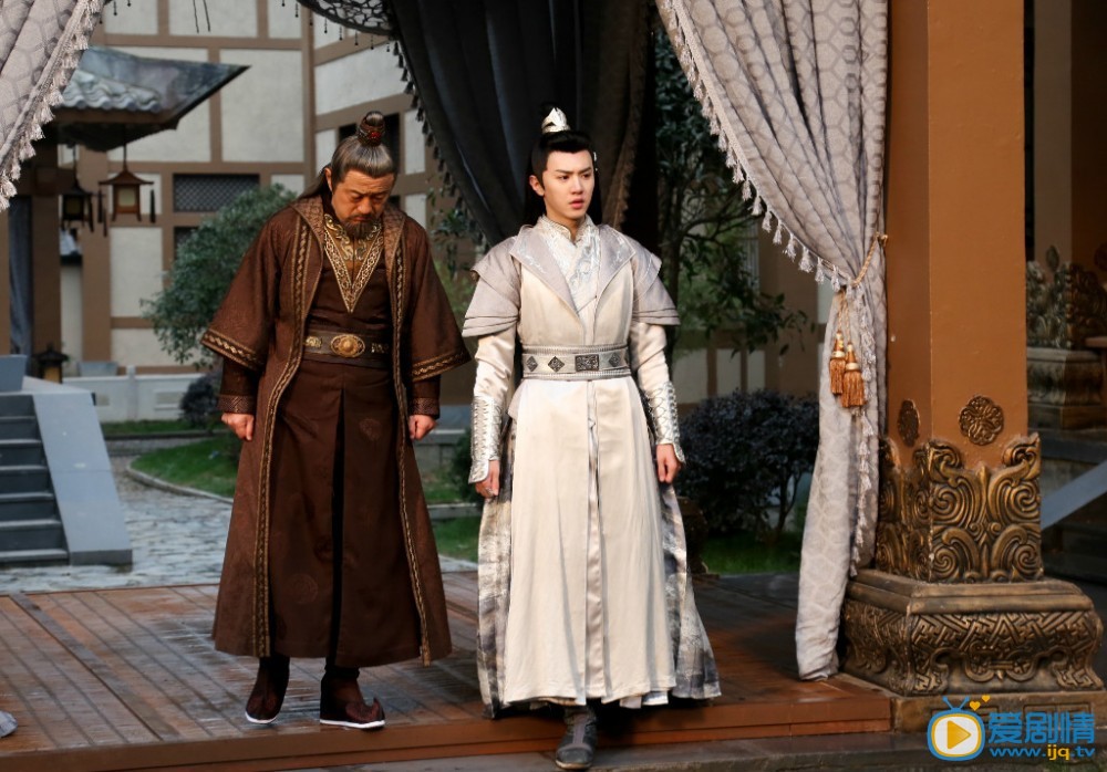 凤唳九天剧情介绍(1-36集大结局)