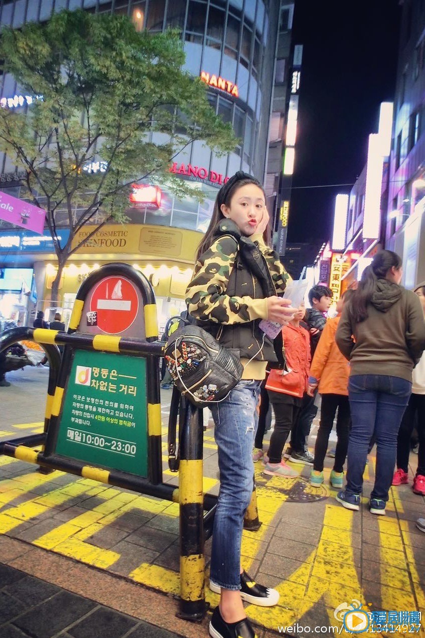 杨柳旅游照 杨柳高清写真_杨柳高清剧照