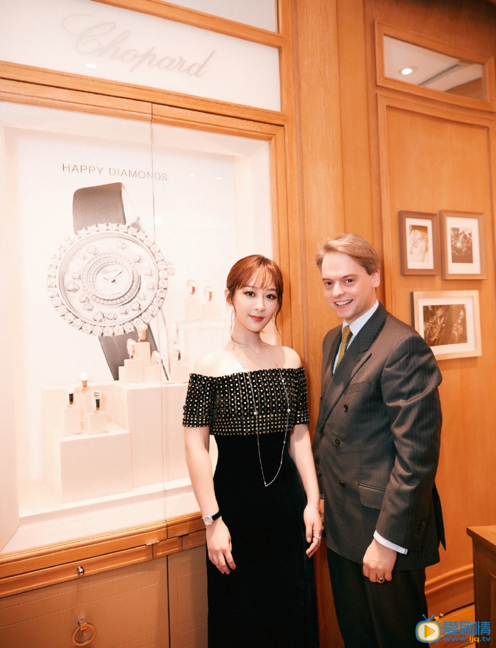 杨紫性感时尚写真 杨紫高清写真_杨紫高清剧照