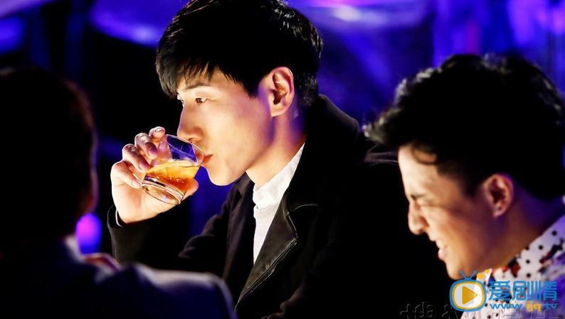 张亮《男人帮朋友》剧照 张亮高清写真_张亮高清剧照