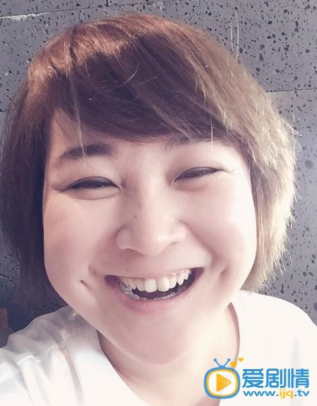 贾玲生活照 贾玲高清写真_贾玲高清剧照