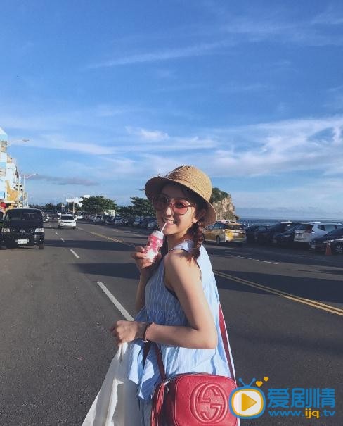 田曦薇黑白写真 田曦薇高清写真_田曦薇高清剧照