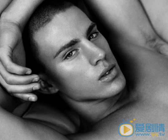 查宁·塔图姆演出照 查宁·塔图姆高清写真_查宁·塔图姆高清剧照