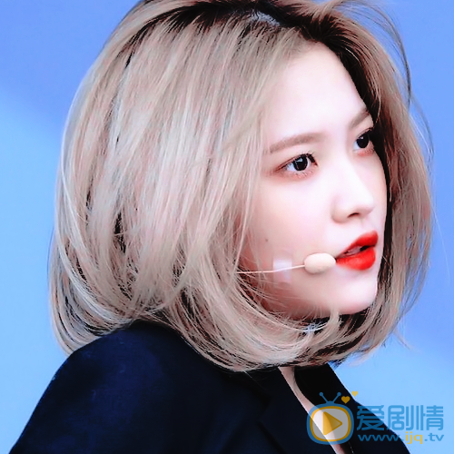 金艺琳杂志照 Z1DA8{DJAH{]94YOP`[PRBX