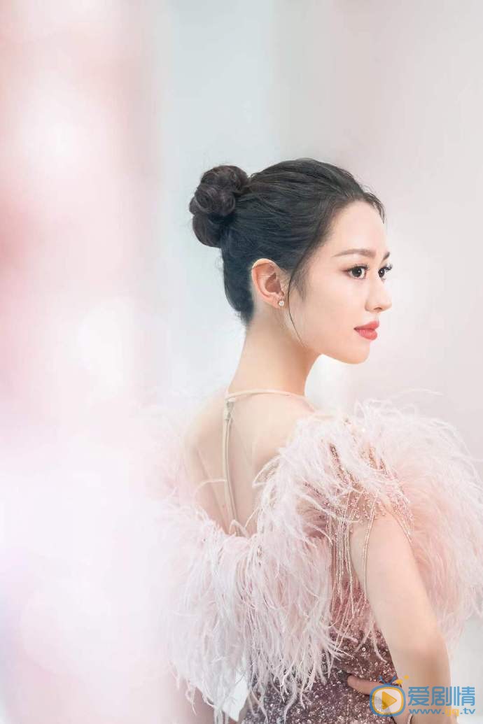 吉娜·爱丽丝写真 吉娜·爱丽丝高清写真_吉娜·爱丽丝高清剧照