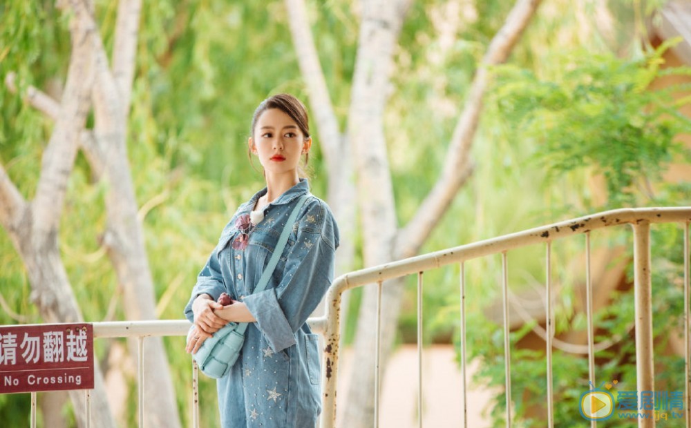 吉娜·爱丽丝图片 吉娜·爱丽丝高清写真_吉娜·爱丽丝高清剧照