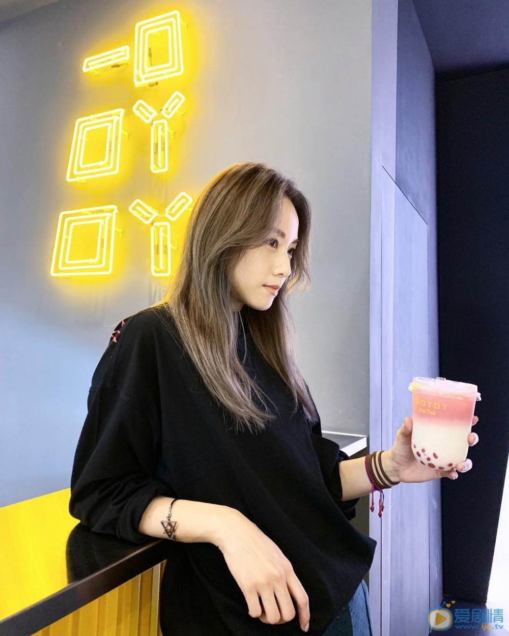 WHZDRat1kW-VikpMWT2ln1SgV8NWR2l__FCuRvxQrkY