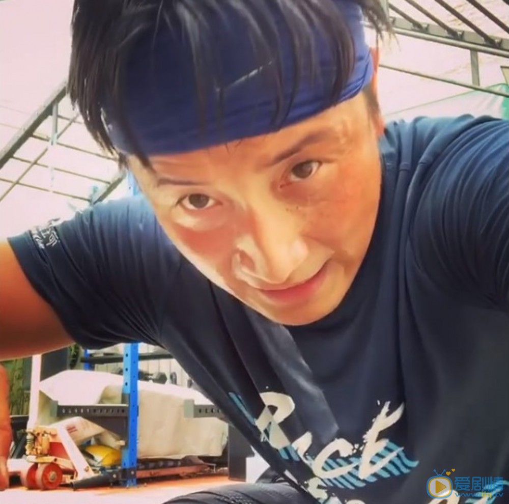 s-okquzovRr0NU2WSklfhfkNaza0NYzeGt6ZbRremW0