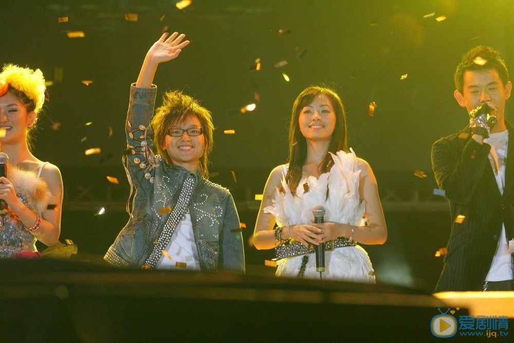 CwgzBKFUtoVjWKg3WkJd2vk8kYVxvsvnD7EsXQ-xLF0