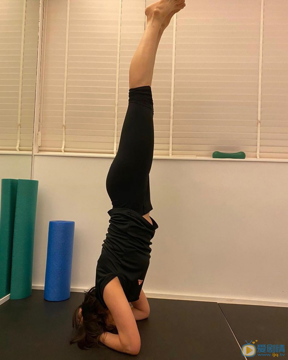 p46b_ViNhX7z2xq9KSoSVCuiv8fOi8yHl9tdd5fbXXc