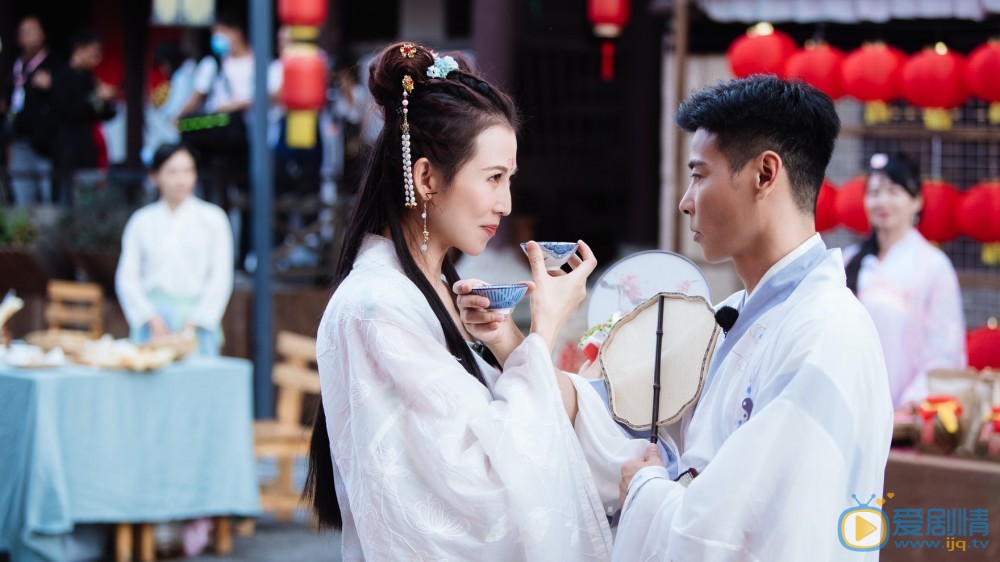 2yNVEXXHsOGZhPla662_LKfvv38DqNX0mKoilpiqIpY