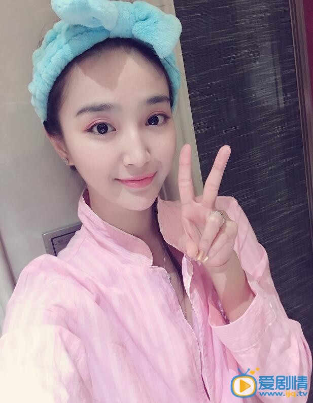 殷叶子生活照 殷叶子高清写真_殷叶子高清剧照