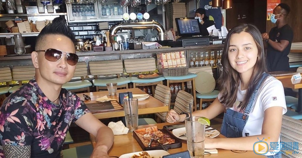 i_fOATy0m-ezVawZJcwd1J1uAM2gkTzLSss280rLNvM