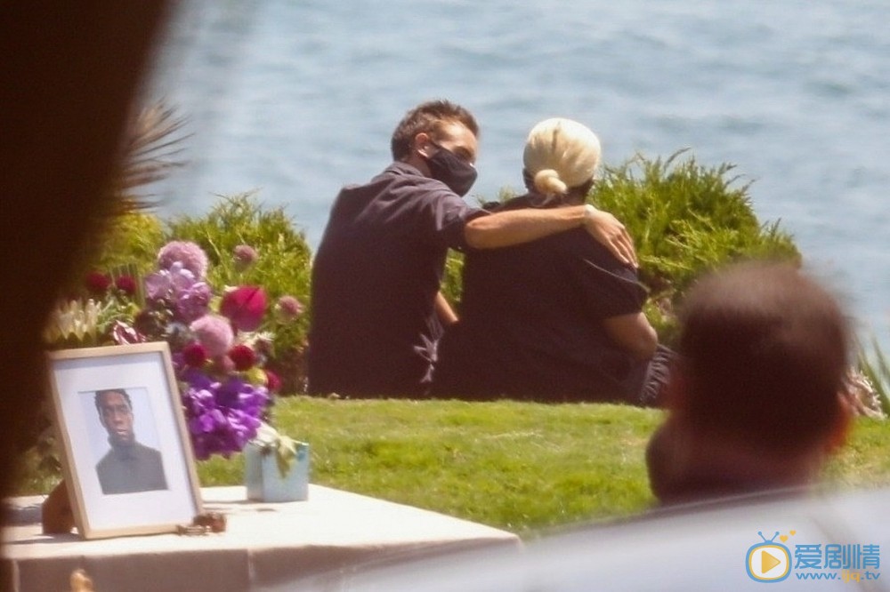 adHulKeh3Wu2gEFqQVDlmj-rvst1KApolWK3V5Vit1c