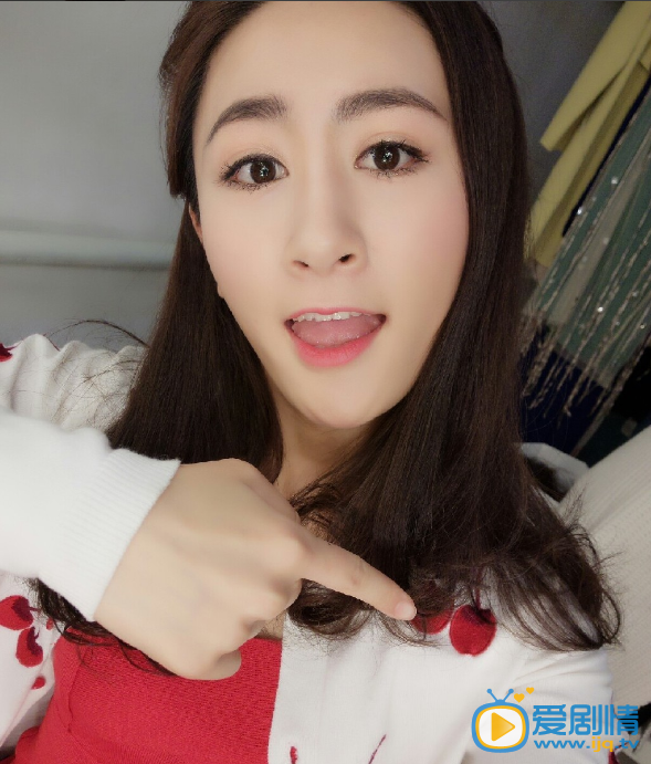 杨柳生活照 杨柳高清写真_杨柳高清剧照
