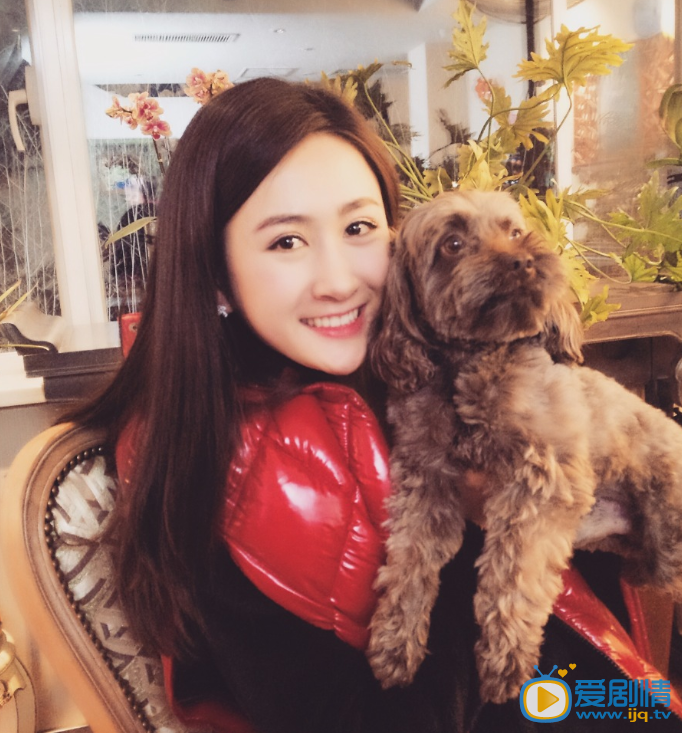 杨柳生活照 杨柳高清写真_杨柳高清剧照