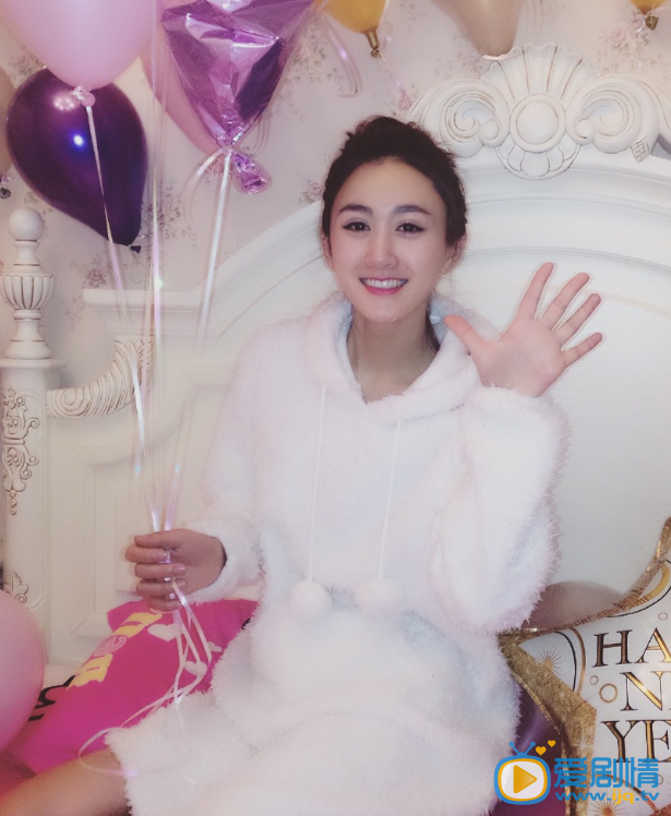 杨柳生活照 杨柳高清写真_杨柳高清剧照