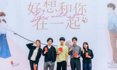 好想和你在一起花絮：张雅钦片场教学壁咚，纪老师一招都没用