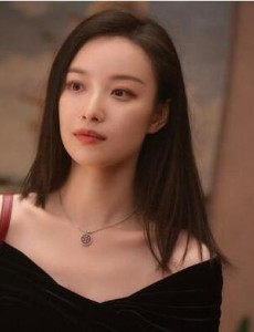一连出了三部作品，《流金岁月》或成爆款，再也不能吐槽她了