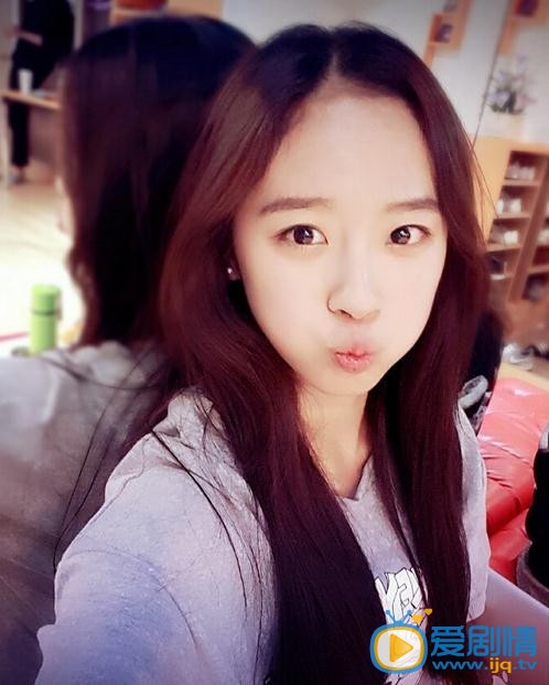 卢洋洋生活照 卢洋洋高清写真_卢洋洋高清剧照