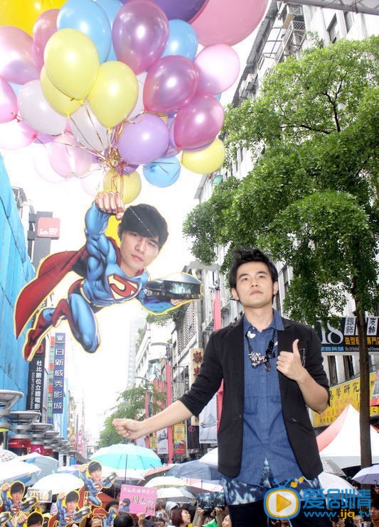 周杰伦生活照 生活照