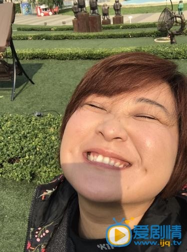 贾玲闺蜜写真 贾玲高清写真_贾玲高清剧照