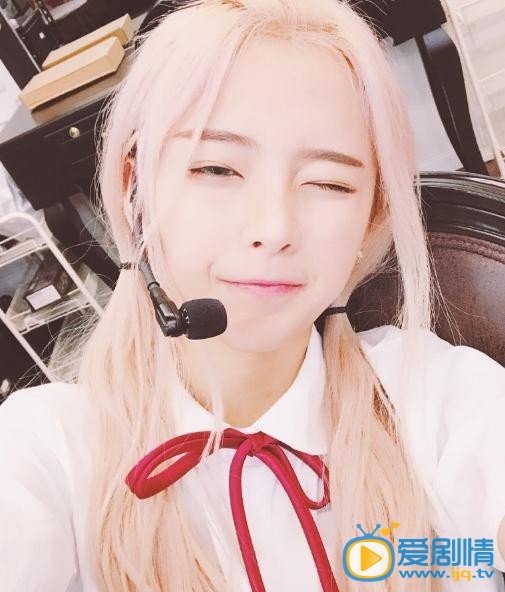 杨超越生活照 杨超越高清写真_杨超越高清剧照