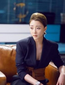 《正青春》电视剧的结局，打破了职场天花板，却跨不过阶层壁垒