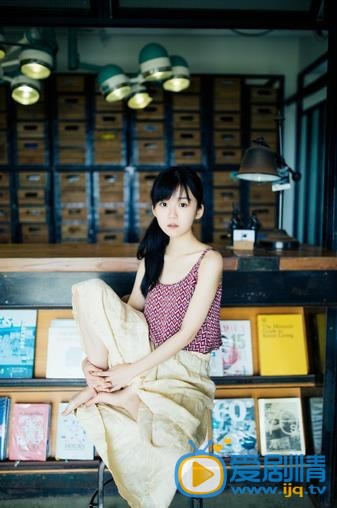 宋伊人书屋俏皮写真 宋伊人高清写真_宋伊人高清剧照