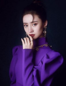 依灵搭档谭松韵&钟汉良 《锦心似玉》开播首周破十亿大关