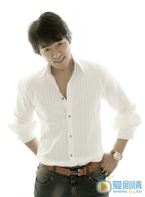 李坤泰 早年经历 写真照