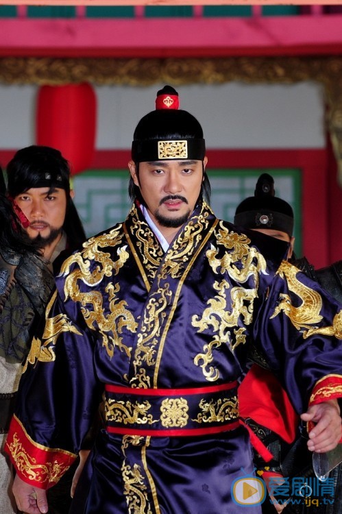 李泰坤古装照 李泰坤高清写真_李泰坤高清剧照