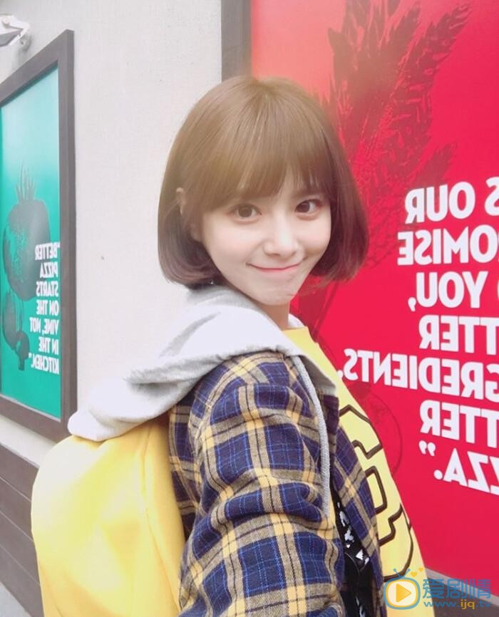 金多艺 演艺经历 写真照