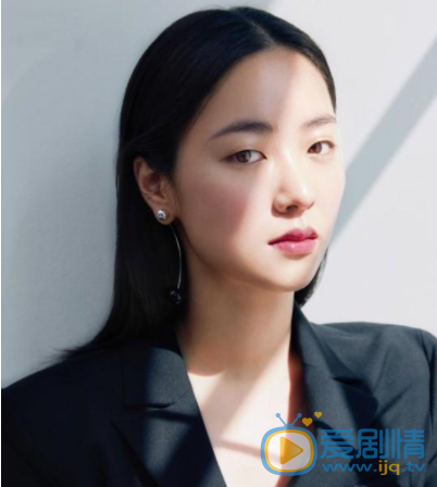 全汝彬杂志封面照 全汝彬高清写真_全汝彬高清剧照