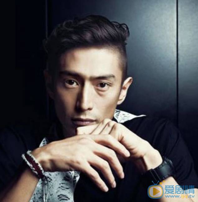 伊势谷友介 演艺经历 个人照