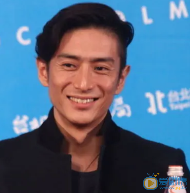 伊势谷友介演出照 伊势谷友介4