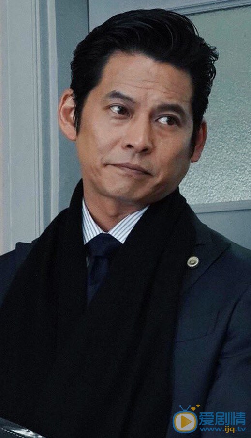 织田裕二西装照 西装照3