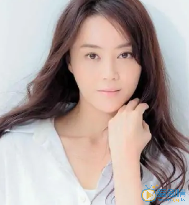 观月亚里莎 演艺经历 个人照