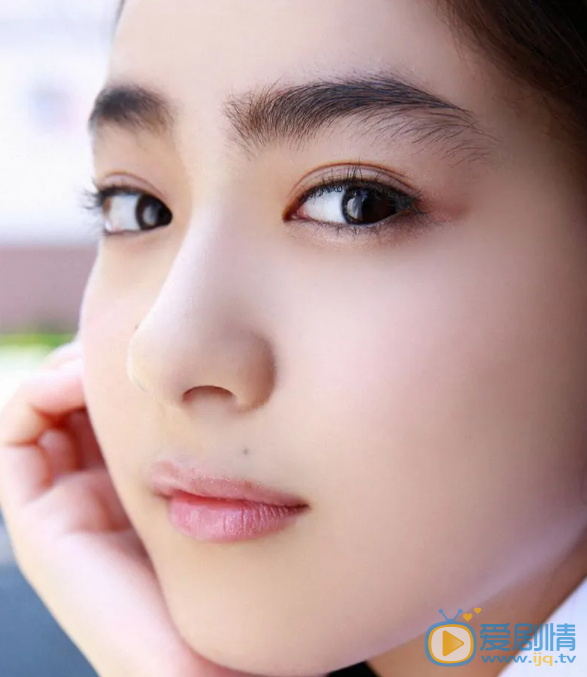 平祐奈艺术照 平祐奈高清写真_平祐奈高清剧照