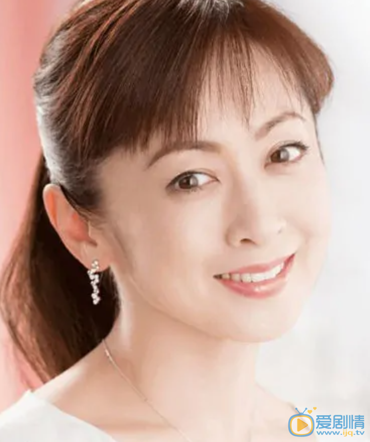 齐藤由贵 演艺经历 个人照