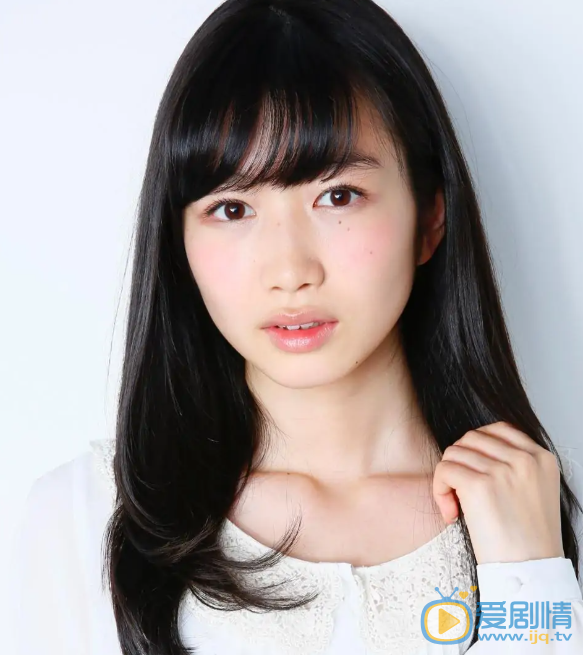 冈本夏美 演艺经历 个人照
