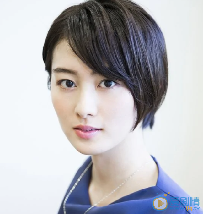 高月彩良 演艺经历 个人照