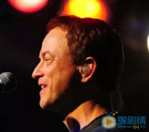 加里·西尼斯个人照 加里·西尼斯 个人生活 个人照