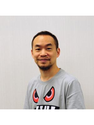黄立成