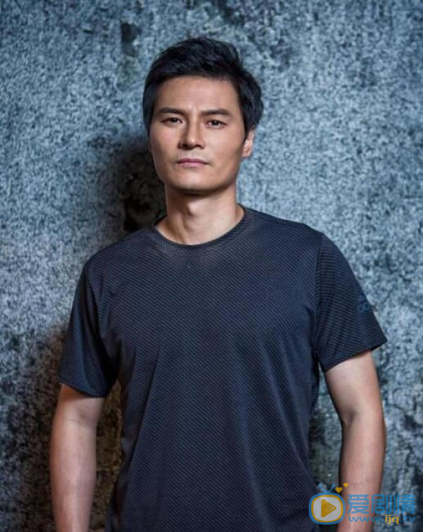 李毅 运动生涯 写真照