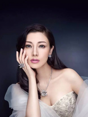 李嘉欣