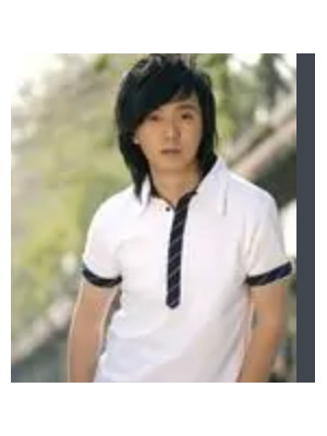 张艾文