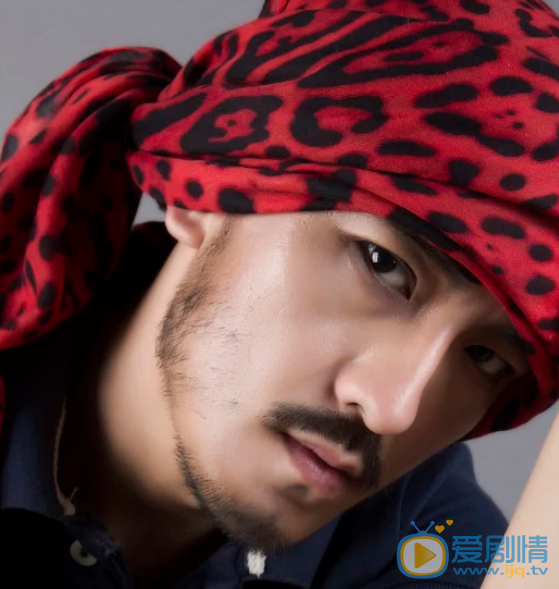 张硕演出照 张硕高清写真_张硕高清剧照