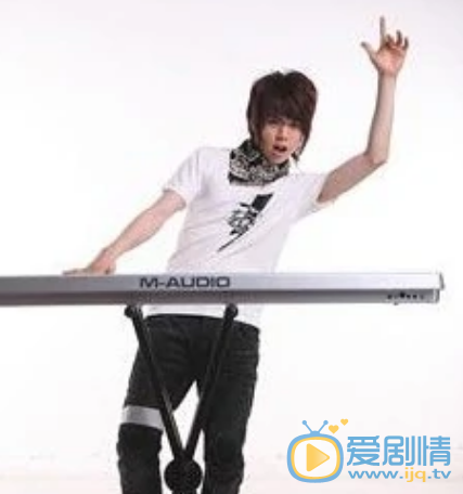 应子栋演出照 应子栋高清写真_应子栋高清剧照