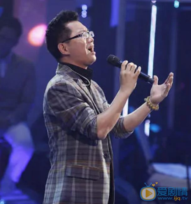 钟志刚 演艺经历 个人照